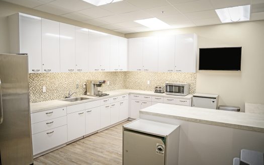 Office #4 – Office Spaces for Rent – Calabasas, CA