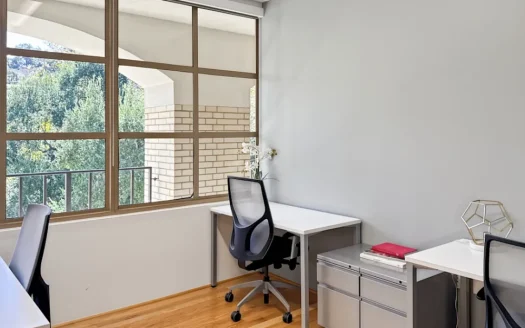 Office #4 – Office Spaces for Rent – Calabasas, CA