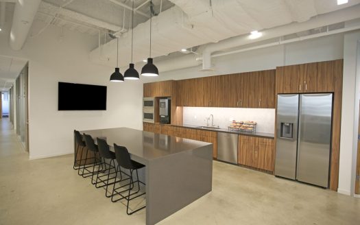Office 4 – Workspaces for Rent – 2121 Avenue of the Stars, Century City CA 90067