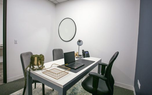 Office 1 – Workspaces for Rent at 21550 Oxnard Street, Woodland Hills CA